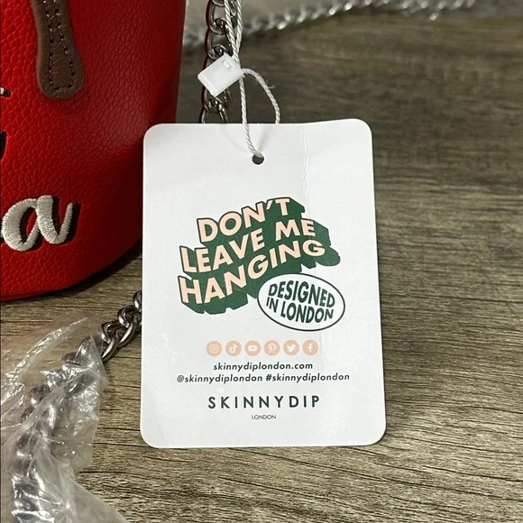 Skinny Dip London HOT COCOA Crossbody Chocolate Drip Chain Strap Purse NWT - Picture 2 of 8